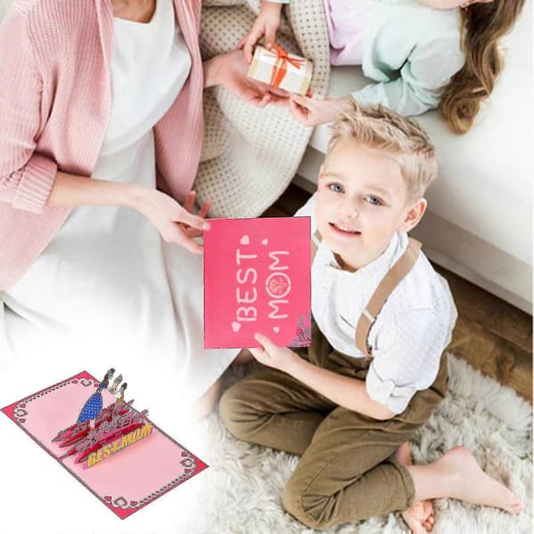 Ms Day Eject, mamma med konvolutt og notat, for M