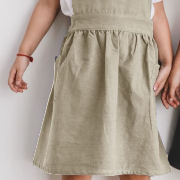 Hemvästförkläde - barnstil beige längd 62CM
