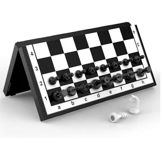 Sjakksett, bærbart magnetisk sammenleggbart sjakksett, tradisjonell strategispillgave.