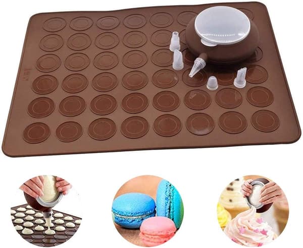1 sæt bagesæt (macaron gryde + stor macaron måtte)