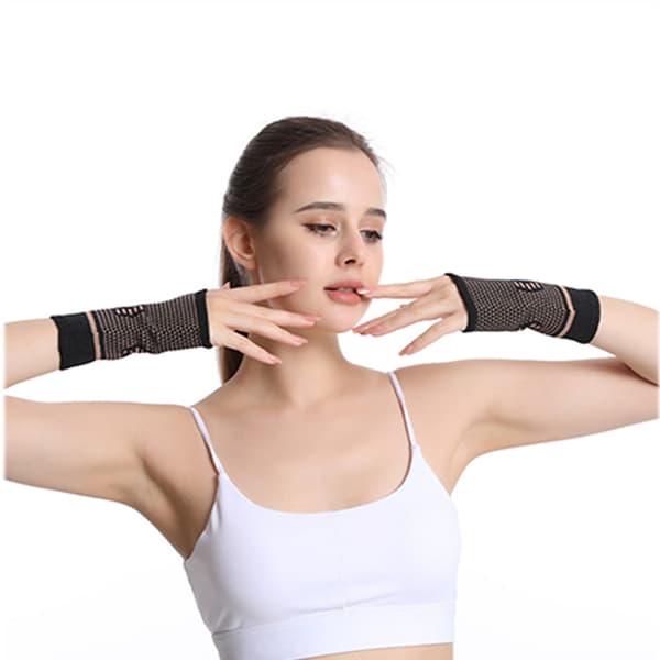 1 par stickade sport handledsskydd - L
