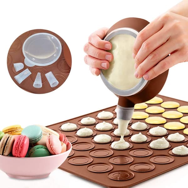 1 sæt bagesæt (macaron gryde + stor macaron måtte)