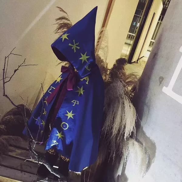 Halloween-kostume til piger: Troldmands-/heksekappe – Perfekt til børnehavefester og cosplay M