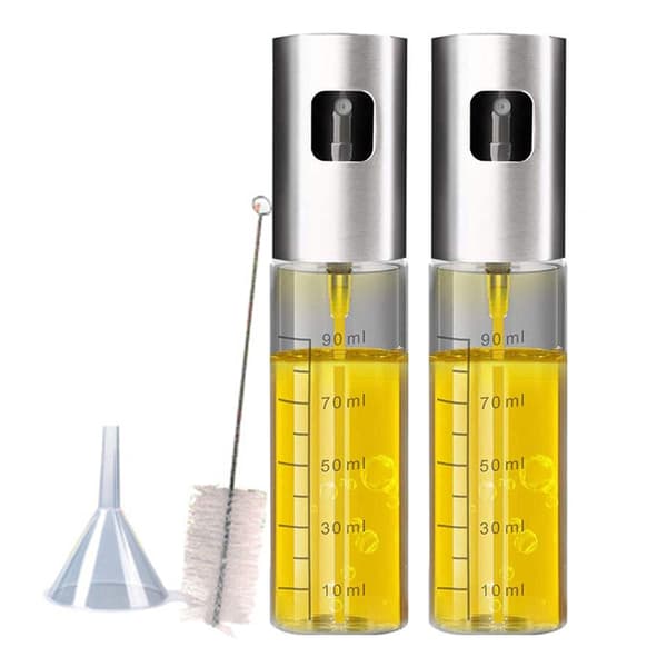 Två 100 ml graderade sprayflaskor + borste + tratt (201)