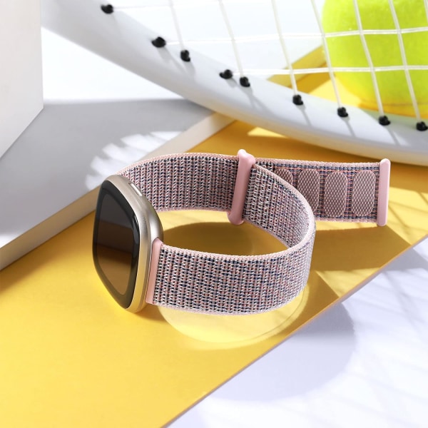 Rem kompatibel med Fitbit Versa 3/Sense - Mjuk nylon justerbara ersättningsremmar (SandPink)