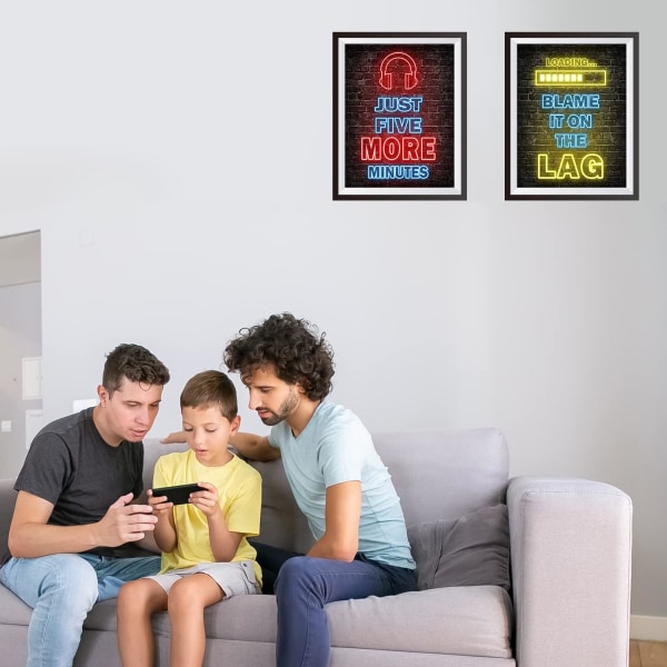 Printed Neon Gaming Posters Set om 4 (8” X 10”) - Pojkrum