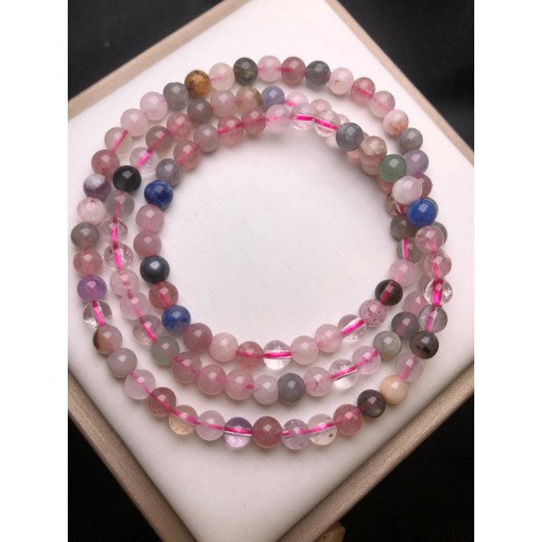 5,5 mm naturliga färgglada kristall 108 pärlor Mala armband kvinnor helande ädelsten smycken färgade jordgubbskristaller elastiska armband 5.5mm