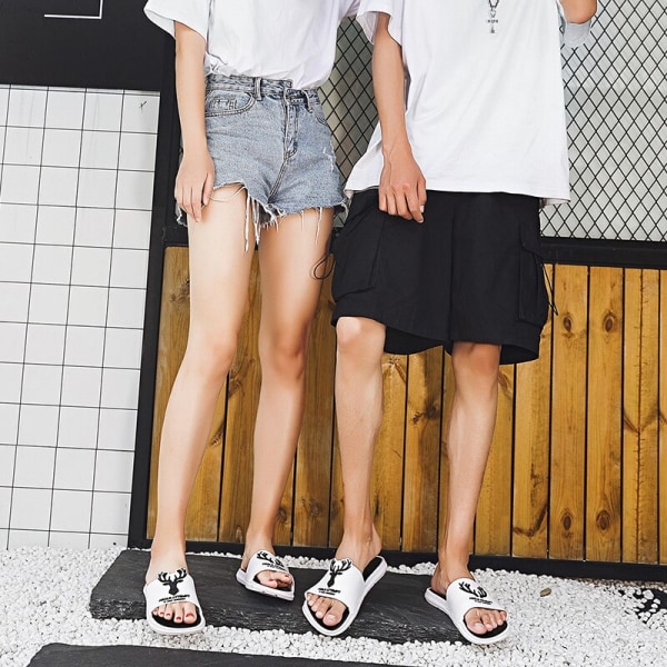 Män Tofflor sommar Rådjur smattra bär trend koreansk version av personlighetsordet dra par utomhus sandaler kvinnliga flip flops Black 45