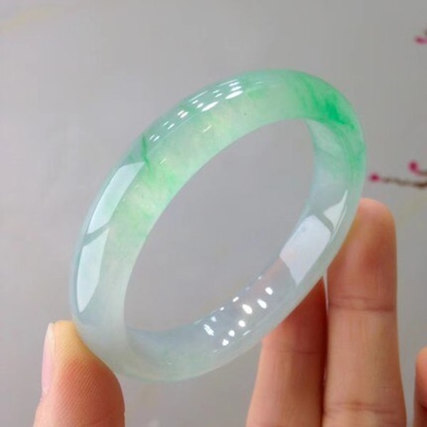 Burma Jades Armring Kvinnor Emerald Ädelsten Healing Real Ice Jadeite Myanmar Certifierad Jade Stone Armband 56-58mm