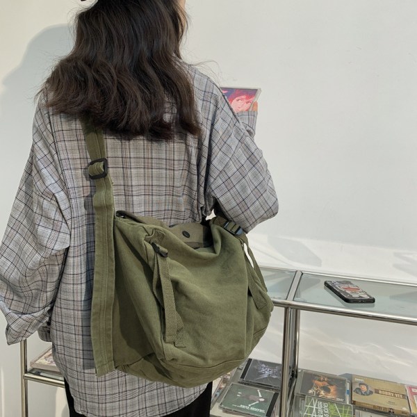 Crossbody-väska, ny japansk Harajuku-canvasväska för kvinnor, studentväska i koreansk stil Retro Casual Bärbar axelväska Black