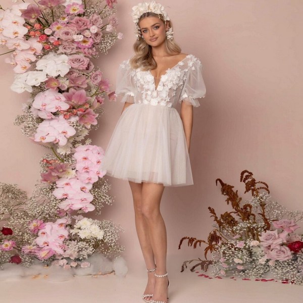 Korta minibröllopsklänningar med V-ringad halvärm Pärlor Blommor Brudklänningar 2023 Backless Illusion Formella bröllopsklänningar white 4