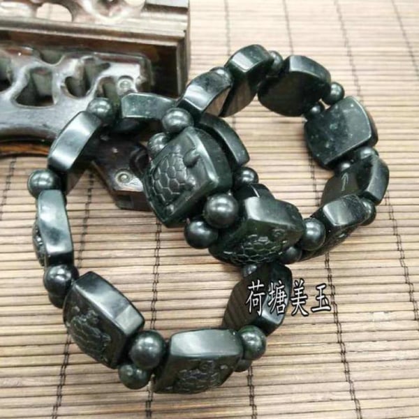 Naturlig svart Jade sköldpadda Elastiskt armband Berlocker Smycken Modeaccessoarer Handsnidade Man Kvinna Lucky Amulett Armband Green