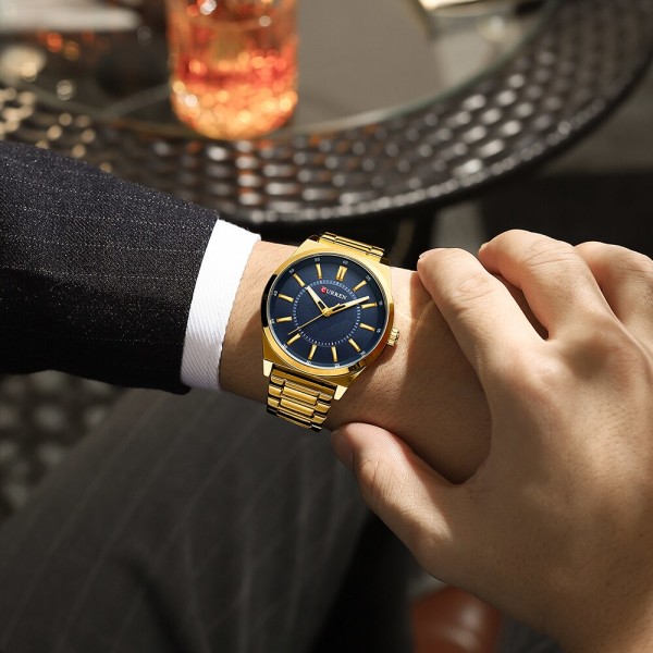 CURREN Märke Mode Lyx Sport Kvartsklocka Watch Armband i rostfritt stål Enkel Business Vattentät Klocka Reloj Hombre black