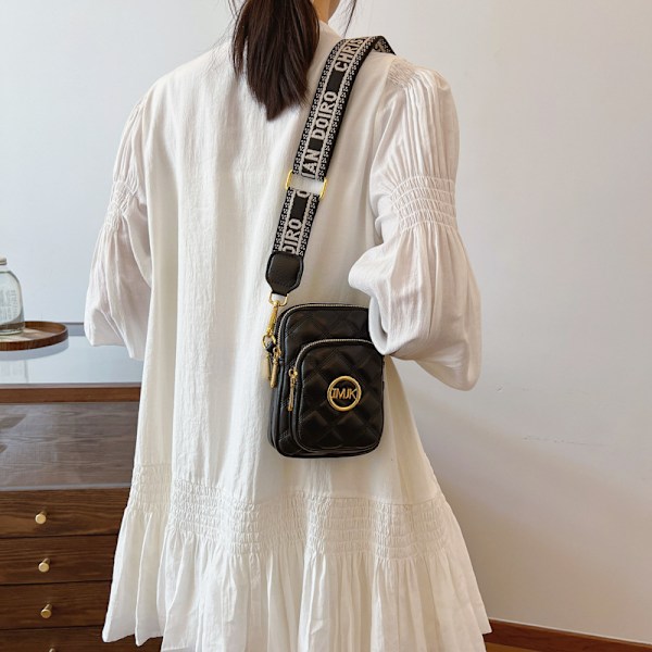 Xiao Xiang Style Broderad Rombväska Dam 2024 Populär Axelväska All-Match Western Style Crossbody Mobiltelefon Väska VerticalBlack