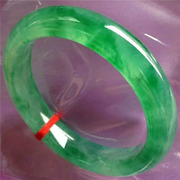 Naturlig burmesisk A Jade Armband Ice Glutinous Mörkgröna Flytande Blommor Ljus Yang Grön Jade Hand 52to54mm