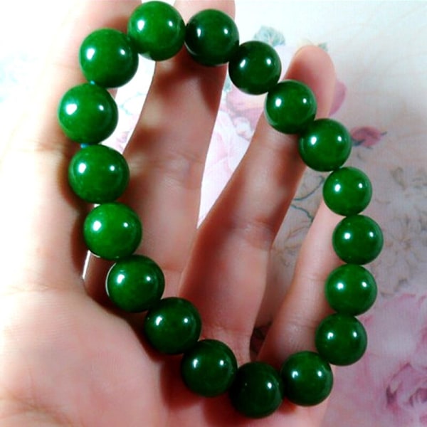 Naturligt Grönt Jade Armband Kvinnor Män Äkta Jades Stenpärlor Elastiska pärlor Armband Par Armband Tillbehör Smycken 12mm