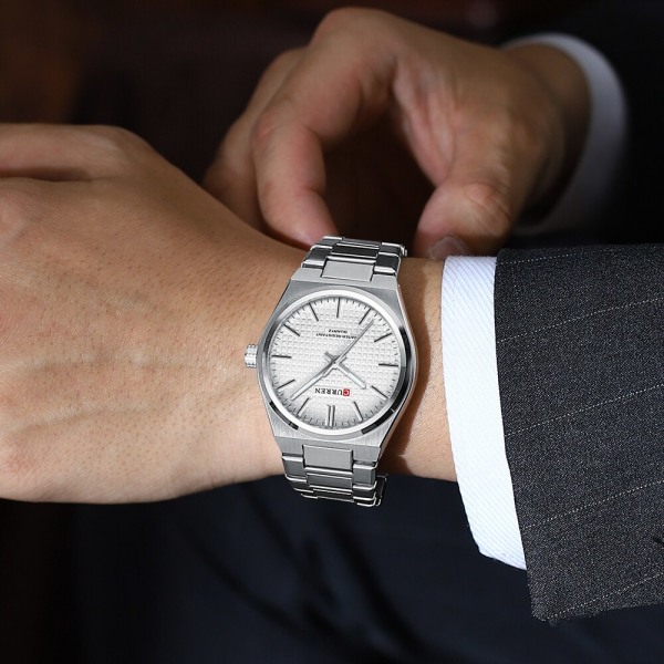 CURREN Watch för män Enkelt lysande handmode Lyxmärke Quartz Watch Casual Rostfritt stål Vattentät armbandsur silver