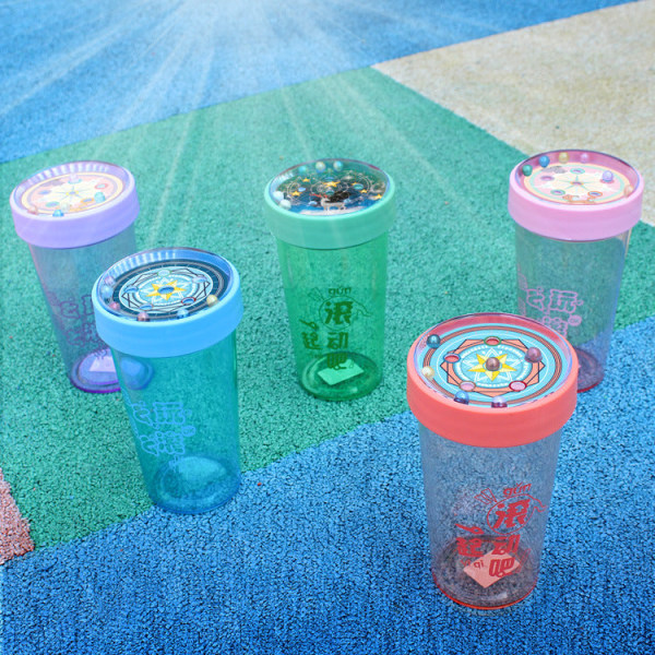 Läcksäker vattenflaska för barn Söta barn roliga dekompressionsplast Praktisk bärbar utomhussport Green 500ML