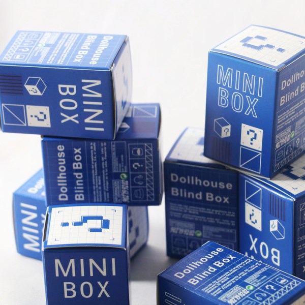 Micro Miniatyr Möbler Tiny Småskalig leksak Doll House DIY Decora Mini Blind Box Tårta Dryck Djur blue