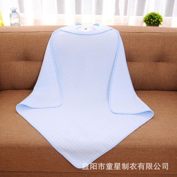 Mjuk komfortfilt Bear Brodered Baby Warm Retention Material Kram Baby's Pure Cotton Blue 80*80