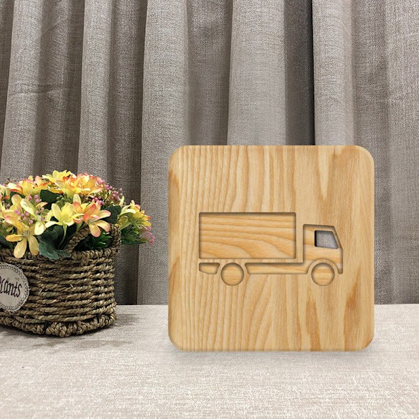 Långvarig LED Wooden Carving Night Light USB Power Car creative T2034W