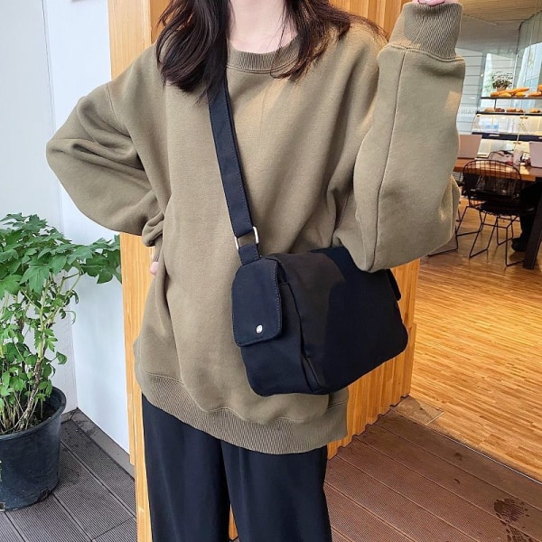 Dam handväska Canvas Crossbody Japansk och koreansk Harajuku Simple All-Match Student Crossbody-väska Beige