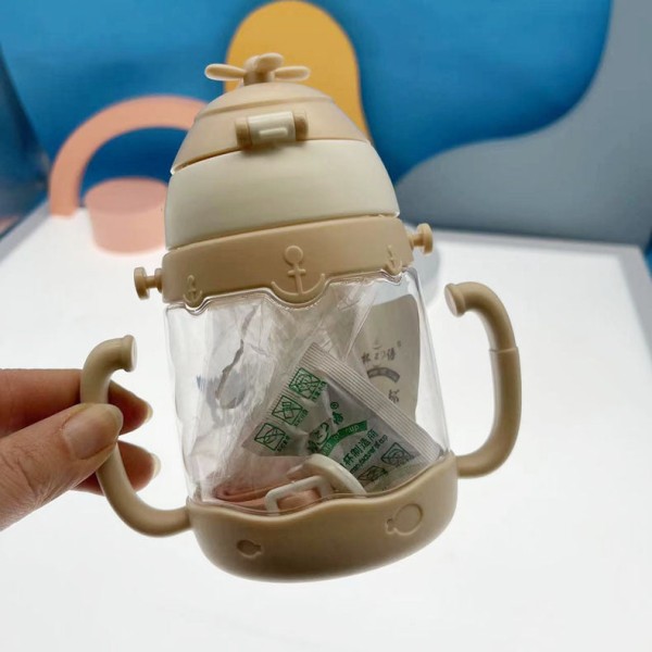Läcksäker vattenflaska för barn Söt barn Plastkopp Grip Vattenabsorption 400 ml handtag 400ml