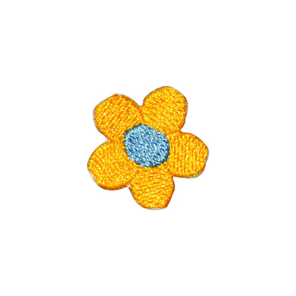 Set med 8 stycken broderade blommönster i tyg för broderi