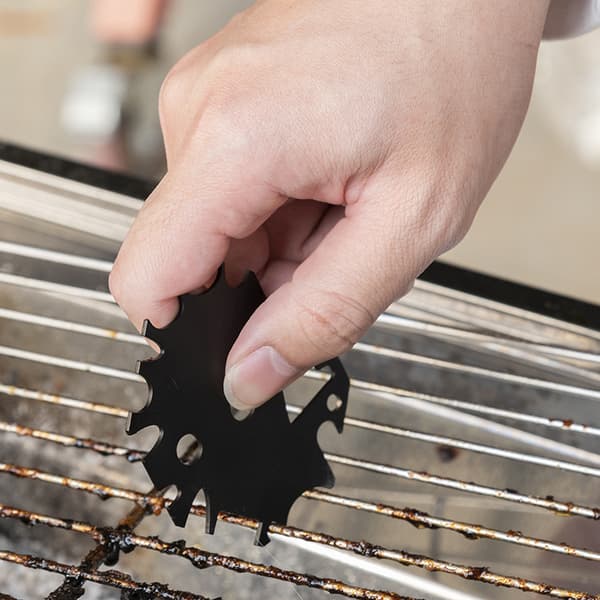 Metallgrill- og stekespade - Inkluderer flaskeåpner - Grillutstyr