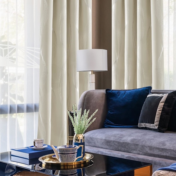 Beige Set med 2 Gardiner Line Mönster Silver Interiör med Grommet