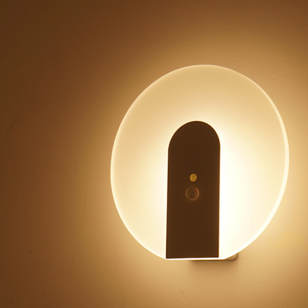 Vägglampa inomhus Rörelsesensor Batteridriven Modern LED-vägg