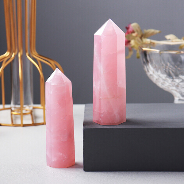 40-70 mm Naturlig Pink Rose Quartz Krystalpunkt Healing Obelisk Wand Lucky Stone 4-5CM