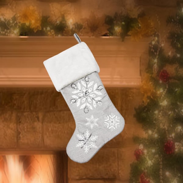 Silver snöstrumpor, snöpaljetter julstrumpor presenter godisstrumpor hängande dekorationer