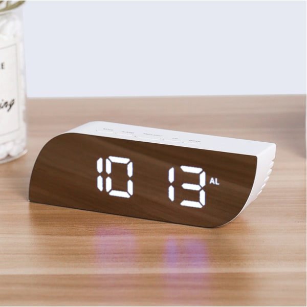 Ny multifunksjonell speilvekkerklokke, LED øyevern speil, nattlampe, digital display speil, vekkerklokke 152 * 45 * 73mm