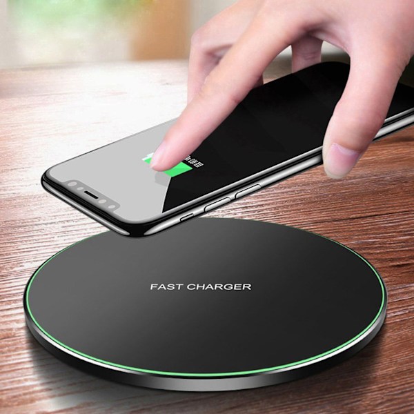 10W Trådlös Laddare Snabb Trådlös Laddningsplatta Skrivbord med Mjuk Halo för Mobiltelefon Svart för Android