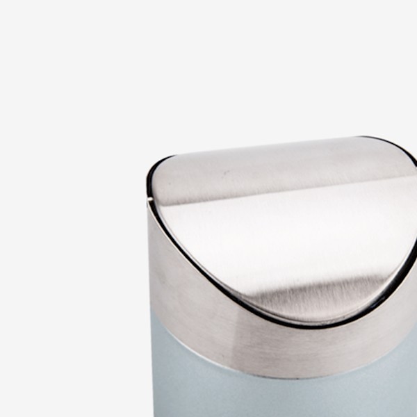Mini metall søppelbøtte Bordplate søppelbøtte 0,40 Gal (1,5 L) Gjenbrukbar søppelbøtte Skrivebord Maganement for hjemmekontor skolebenk Red wine