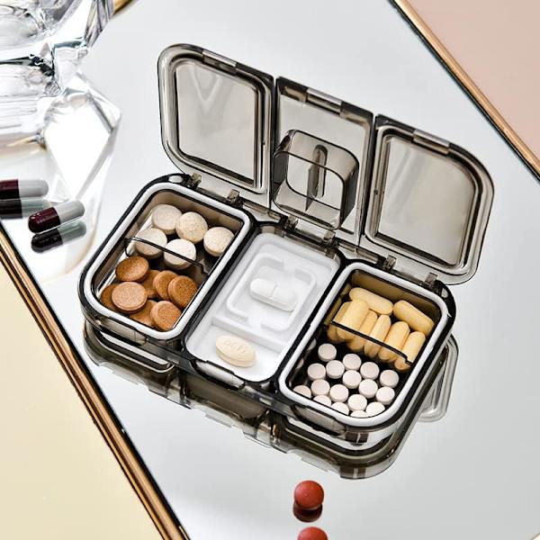 Pilleraska med 4 fack, Resepilleraska, Pilleraska med tablettavdelare (transparent vit) White
