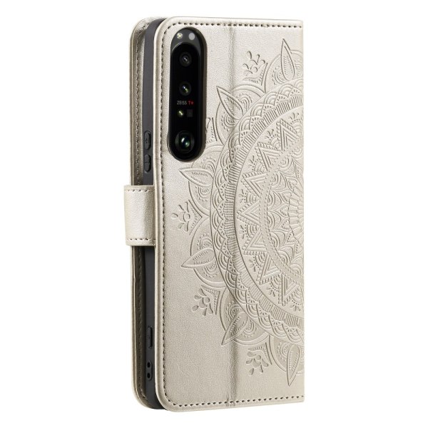 SKALO Sony Xperia 1 V Mandala Flip Cover - Guld Gold