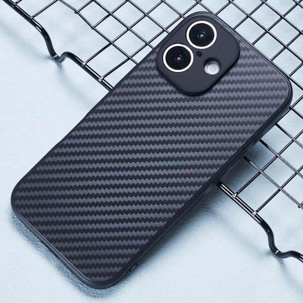 SKALO iPhone 16 Carbon Fiber TPU-suojakuori - Musta Black
