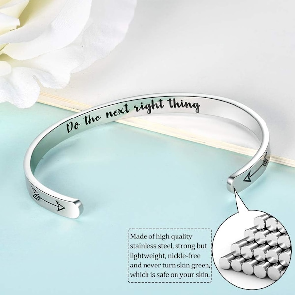 Vänskapsarmband för kvinnor - Inspirerande vänskapspresenter till bästa vän, motiverande manschettarmband för systrar, mamma, lärare, presenter 1Do the next right thing