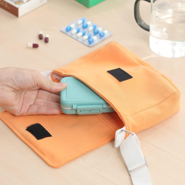 4-pack Travel Pill Case with 3 Compartments, Moisture-Proof Small Pill Box, Portable Daily Pill Organizer