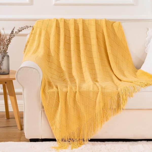 Yellow Throw Diamond Pattern Indoor Outdoor 127x152 cm Soft Lightweight Knitted Throw