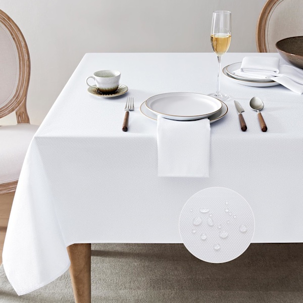 Fläckresistent rektangulär duk för utomhusbruk