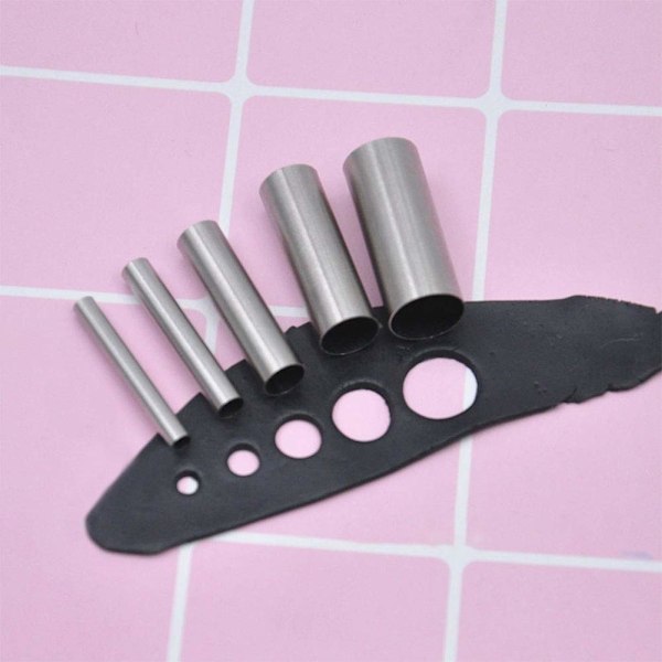 7 st Hål Hollow Punch Cutter Set Rostfritt Stål Indrag Cirkelformade Skärare Form Keramik Bakform Punch Verktyg för Lera Keramik Hantverk