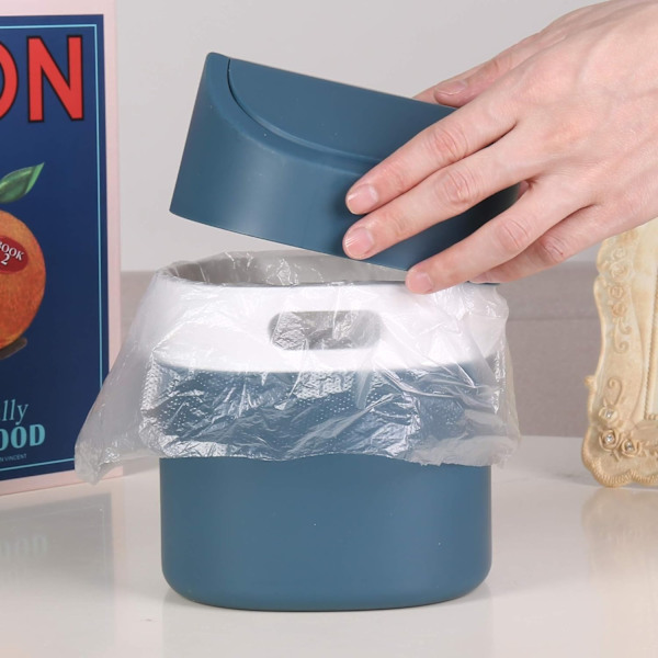 Modern Mini Plastic Trash Can with Lid for Bathroom, Desk, Tabletop