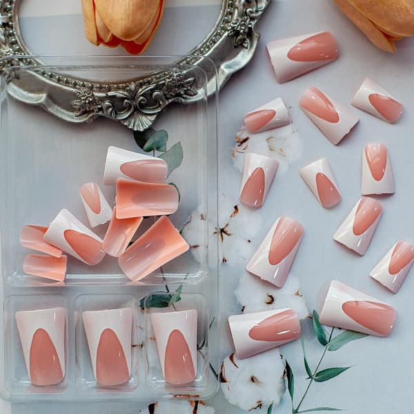 Medium Press on Nails Pink Square False Nails Duckbill Shaped Acrylic Nails Full Cover