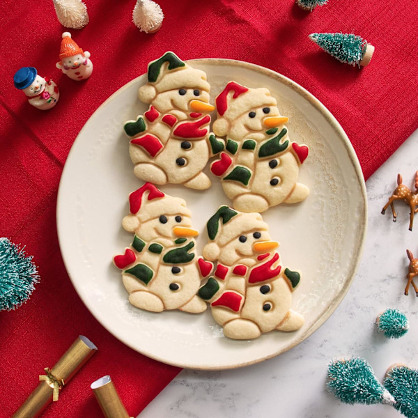 Snögubbe Pepparkaksform - Detaljerad Kakform för Bakning och Hantverk, Perfekt för Marsipan, Deg, Lera White