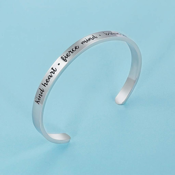 Vänskapsarmband för kvinnor - Inspirerande vänskapspresenter till bästa vän, motiverande manschettarmband för systrar, mamma, lärare, presenter 1Kind heart fierce mind brave spirit