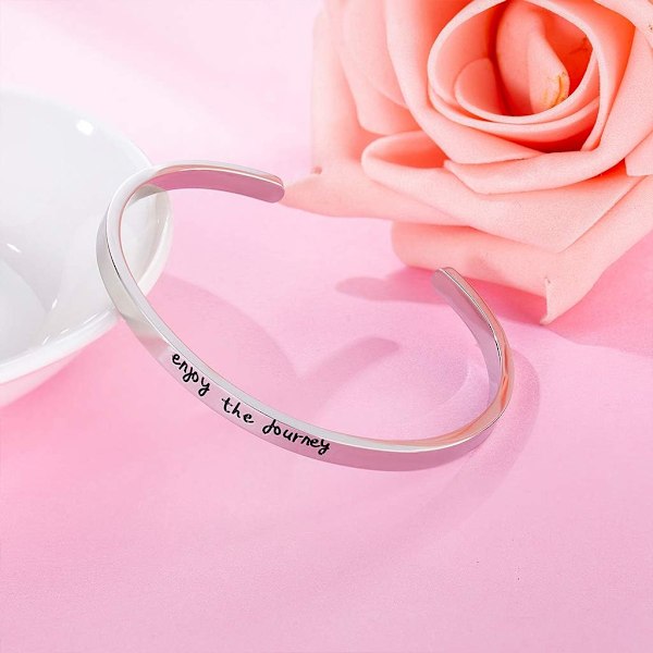 Vänskapsarmband för kvinnor - Inspirerande vänskapspresenter till bästa vän, motiverande manschettarmband för systrar, mamma, lärare, presenter 1Enjoy the journey