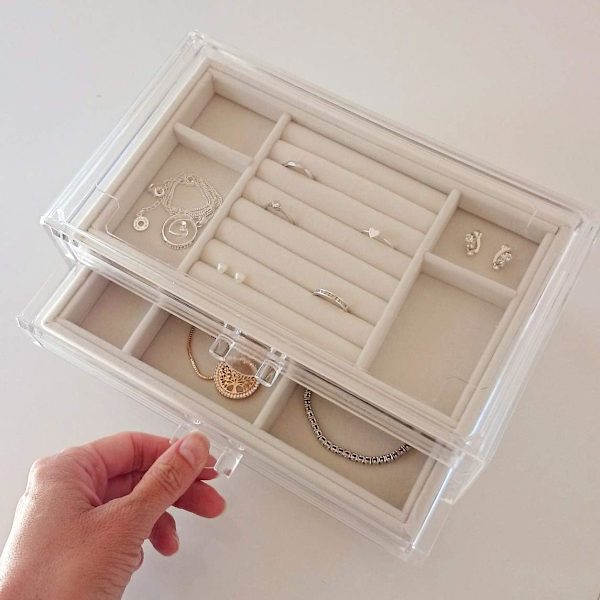 Smykkeæske til kvinder med 3 skuffer, smykkearrangør i fløjl til øreringe, armbånd, halskæde og ringe, opbevaring i klart akryl Transparent Cream  3 Drawers
